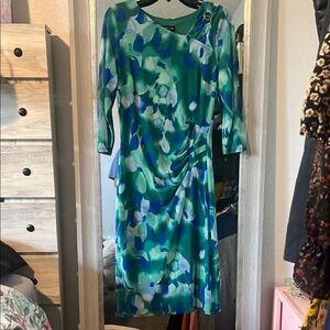 Elegant Green and Blue Patterned Dress